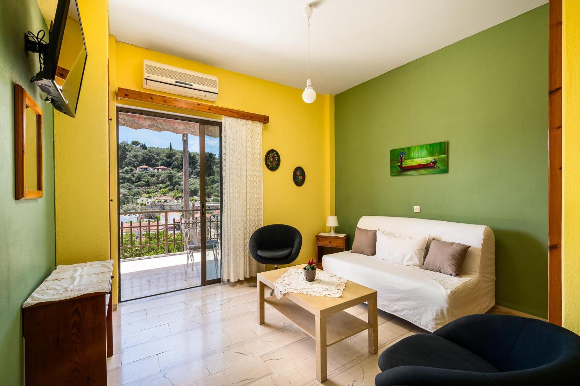 Agaloula Centrally Located Apartments, Lakka Εξωτερικό φωτογραφία