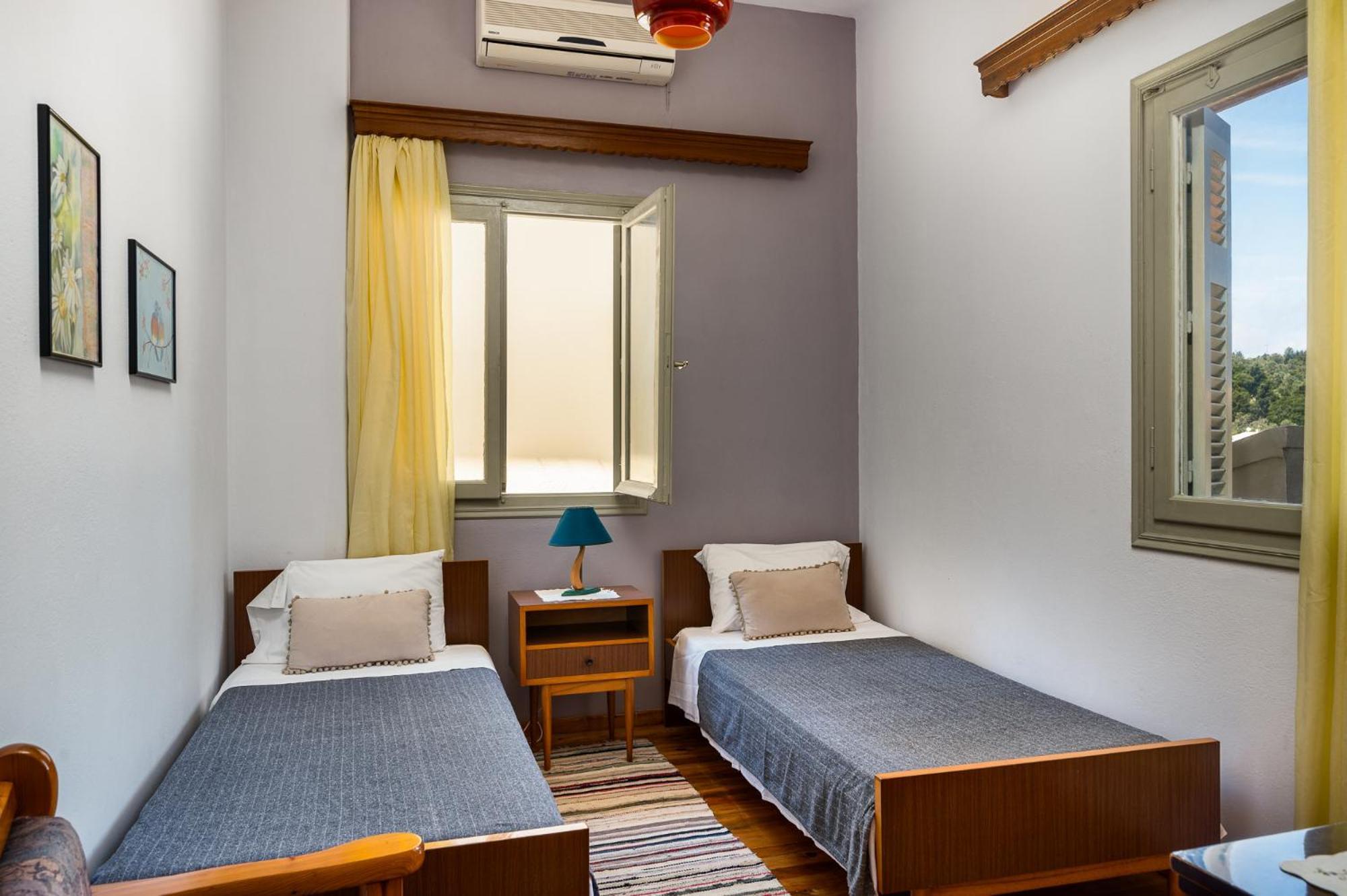 Agaloula Centrally Located Apartments, Lakka Εξωτερικό φωτογραφία