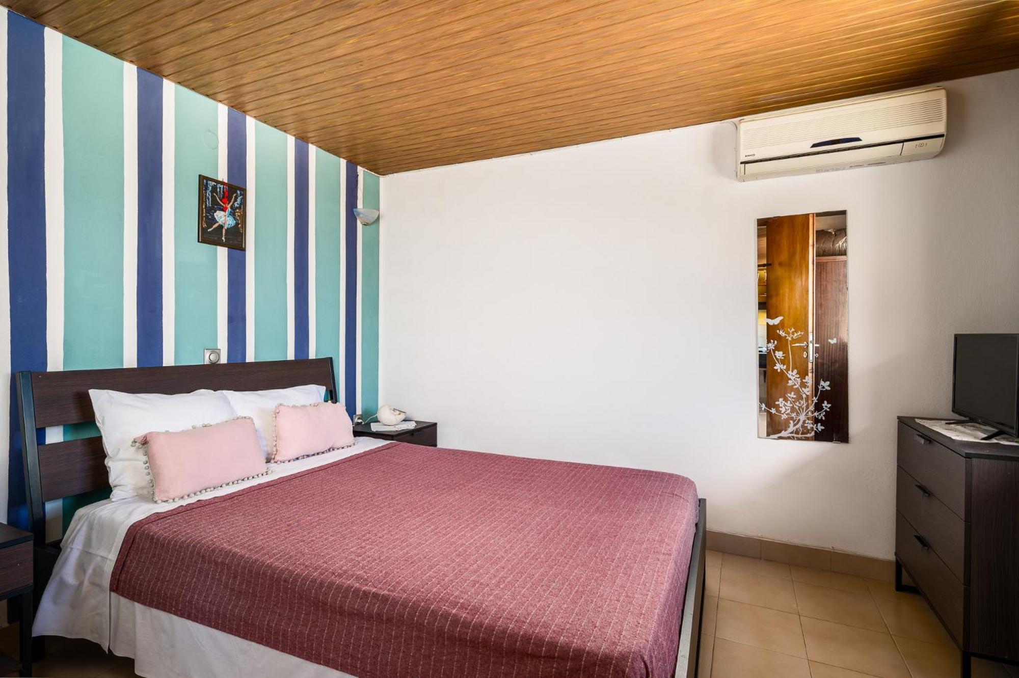 Agaloula Centrally Located Apartments, Lakka Εξωτερικό φωτογραφία