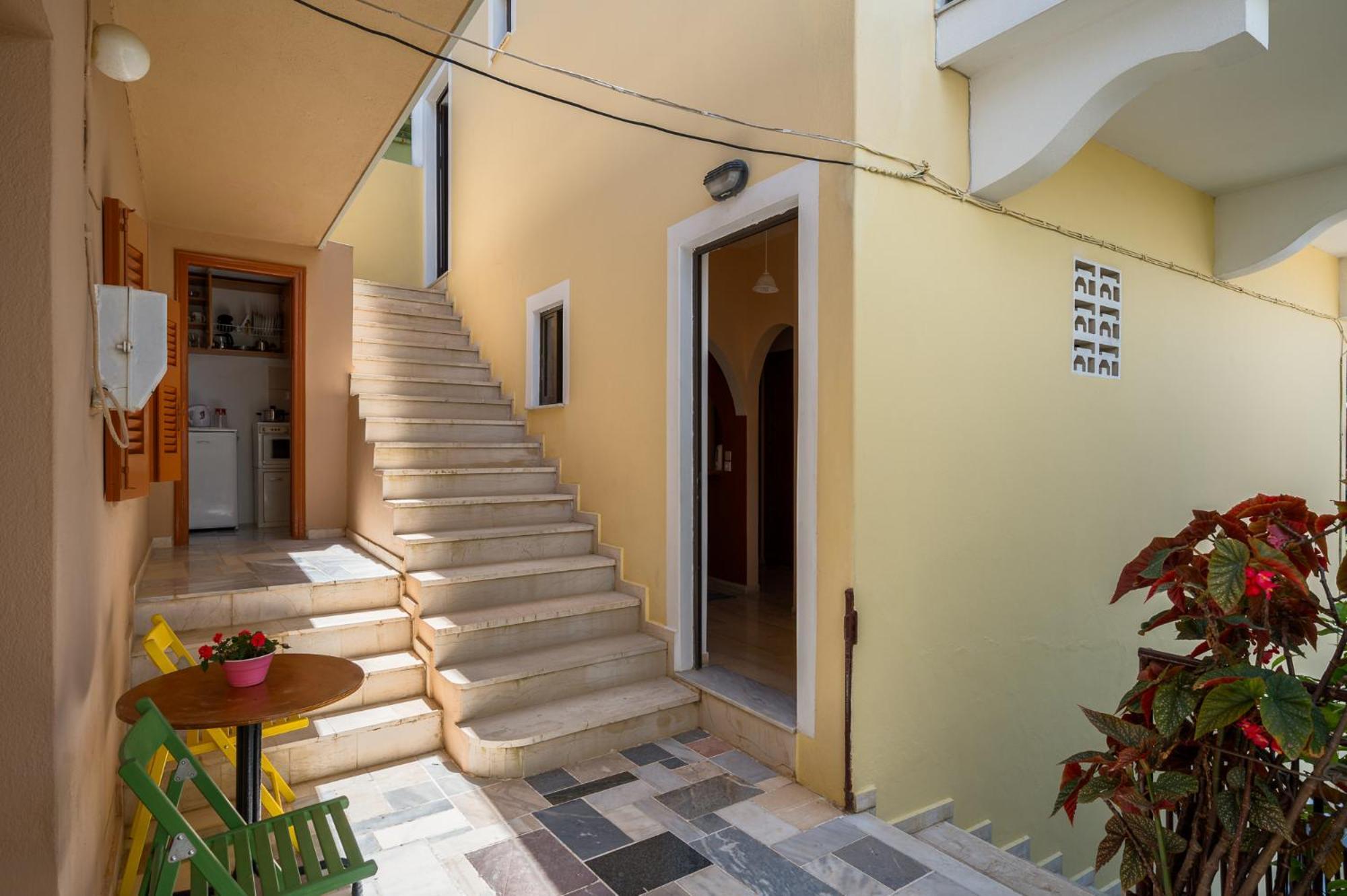 Agaloula Centrally Located Apartments, Lakka Εξωτερικό φωτογραφία
